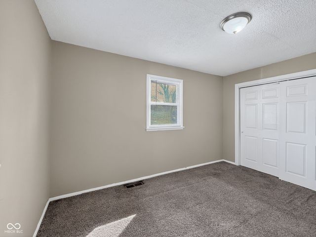 2916 S Roena Street, Indianapolis, IN 46241