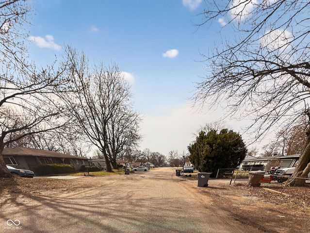 2916 S Roena Street, Indianapolis, IN 46241