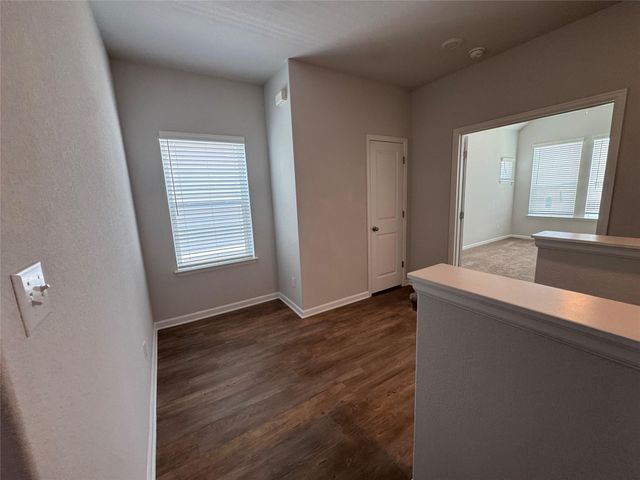 3000 Chisholm Trail RD 41, Round Rock, TX 78681