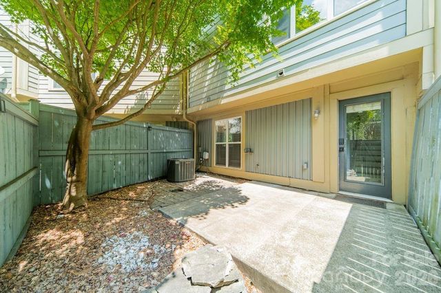 820 Garden District Drive, Charlotte, NC 28202