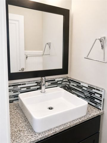 2123 Shady Avenue, Squirrel Hill, PA 15217