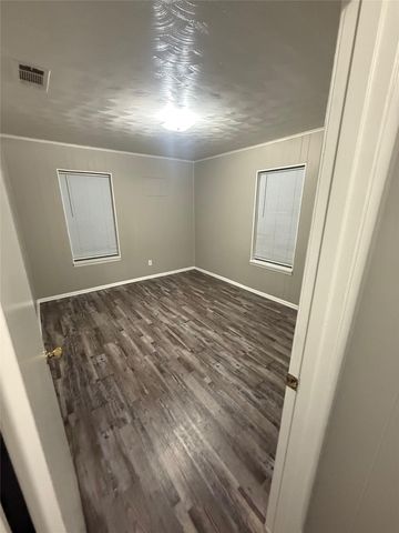 1457 E Mulberry Street, Kaufman, TX 75142