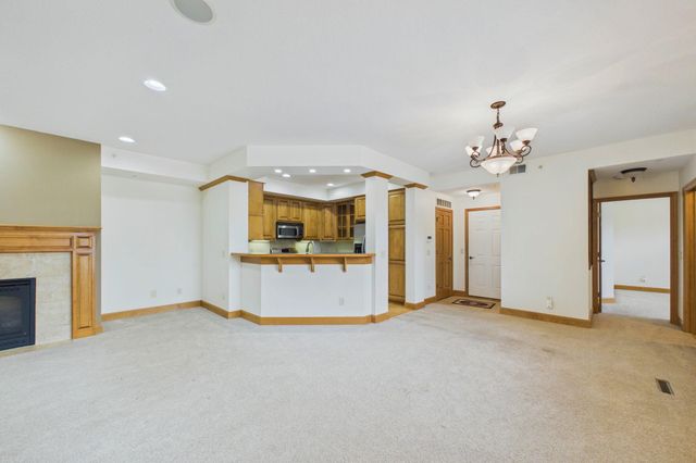 12402 Flanders Court NE I, Blaine, MN 55449