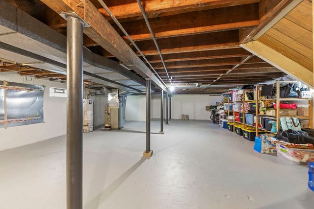 1207 Oregon Street, Joliet, IL 60435