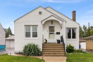 1207 Oregon Street, Joliet, IL 60435