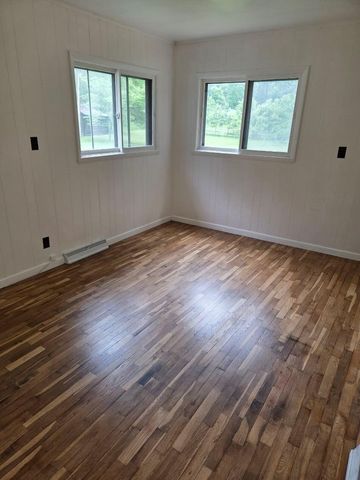 6980 Wooster Road, Jackson, MI 49201