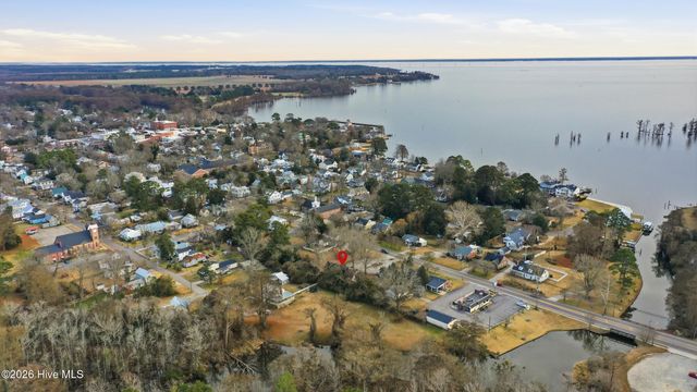 312 W Queen Street, Edenton, NC 27932