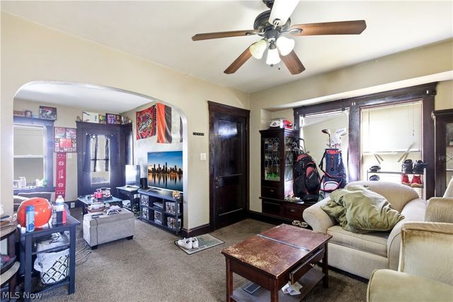 2609 Hood Avenue, Cleveland, OH 44109