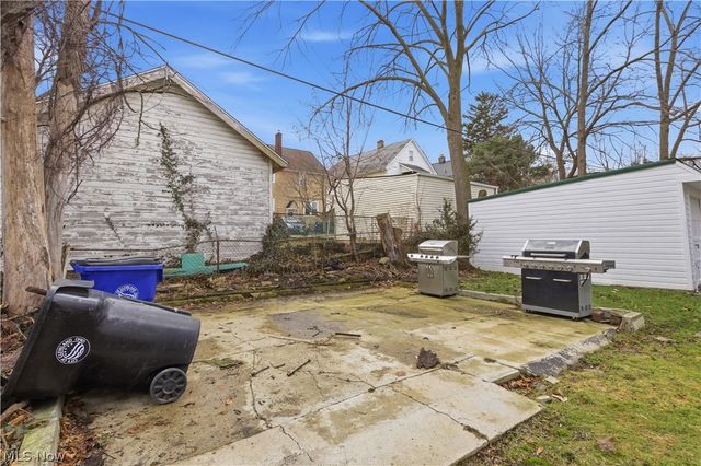 2609 Hood Avenue, Cleveland, OH 44109