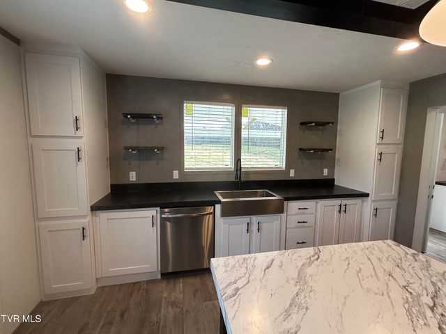 635 McDonald Road, Midway, TN 37809