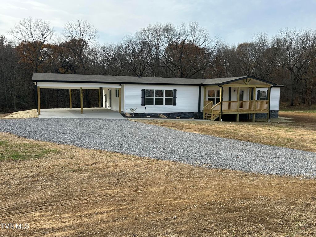 635 McDonald Road, Midway, TN 37809