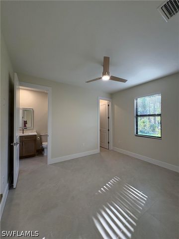 526 37th AVE NE, Naples, FL 34120