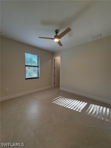 526 37th AVE NE, Naples, FL 34120