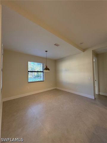 526 37th AVE NE, Naples, FL 34120