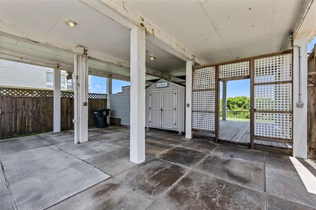23831 San Luis Pass Road, Galveston, TX 77554