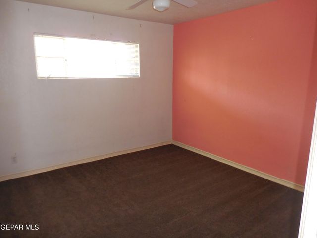701 W YANDELL Drive 5, El Paso, TX 79902