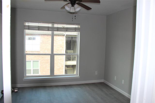 18800 Egret Bay Boulevard 106, Houston, TX 77058