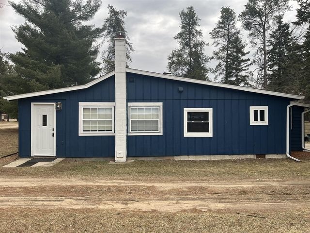 3942 Woods Road, Harrison, MI 48625