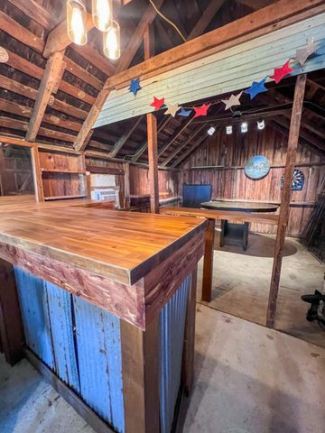 3173 Highway 123, Humansville, MO 65674