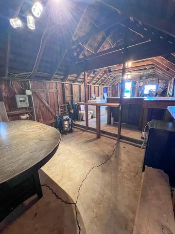 3173 Highway 123, Humansville, MO 65674