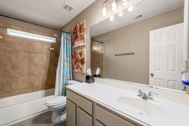 2802 Finwood Drive, Rosenberg, TX 77471