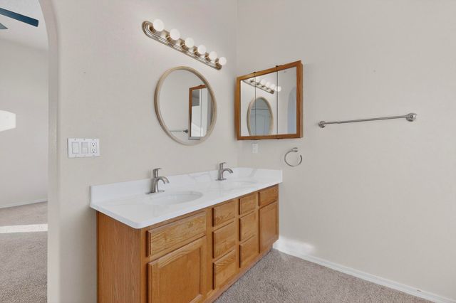 5824 Gemini Avenue NW, Albuquerque, NM 87114