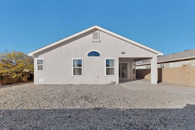 5824 Gemini Avenue NW, Albuquerque, NM 87114