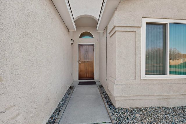 5824 Gemini Avenue NW, Albuquerque, NM 87114