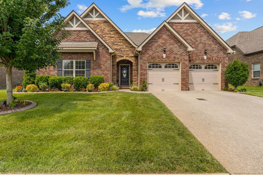 1115 Marys Pl, Lebanon, TN 37090