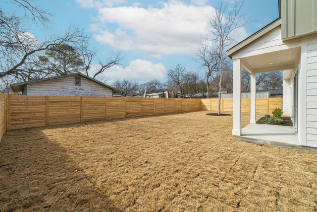 6107 Richardson LN 3, Austin, TX 78741