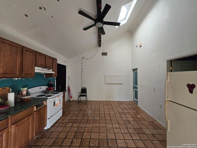 1806 Santa Anna St, San Antonio, TX 78201