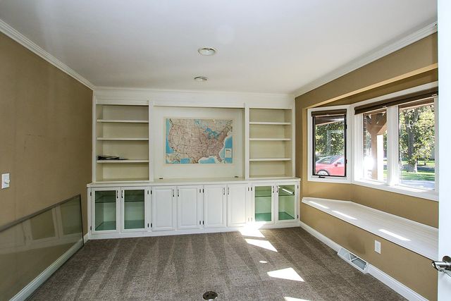 660 Lakewood Drive SW, Hutchinson, MN 55350