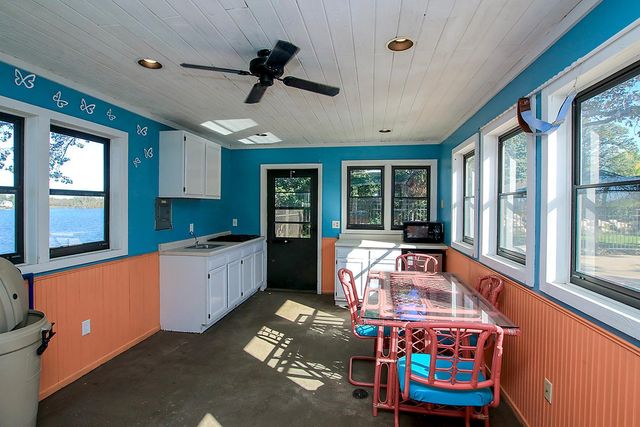 660 Lakewood Drive SW, Hutchinson, MN 55350