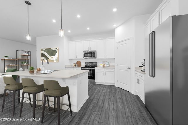 633 Rockaway Lane NW, Cocoa, FL 32927