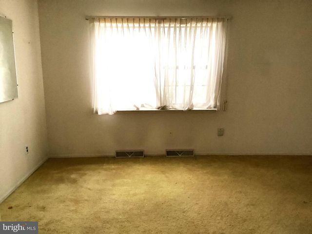 4208 JUNIPER DR, Reading, PA 19605