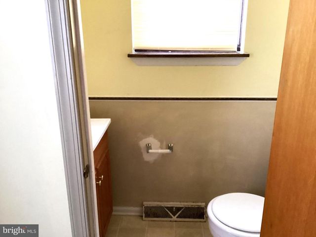 4208 JUNIPER DR, Reading, PA 19605