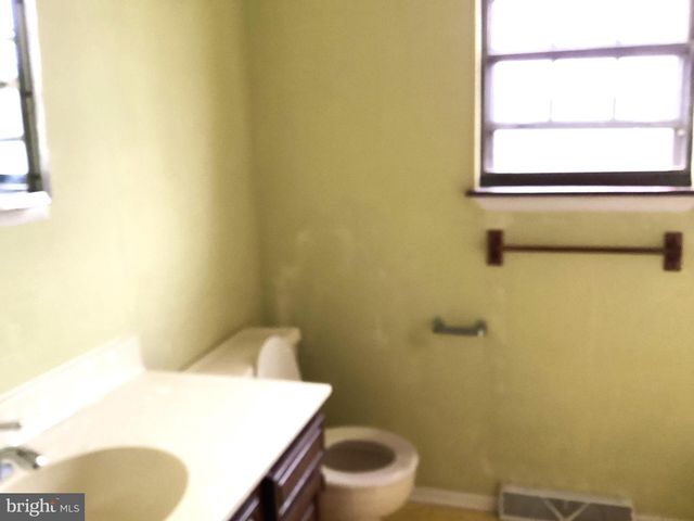 4208 JUNIPER DR, Reading, PA 19605