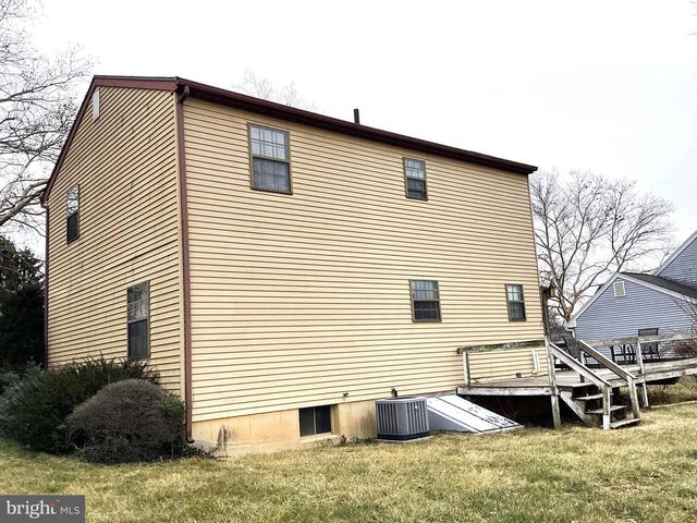 4208 JUNIPER DR, Reading, PA 19605