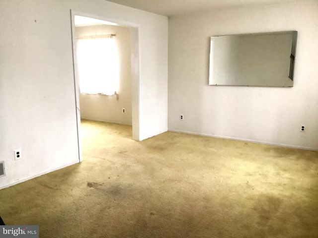 4208 JUNIPER DR, Reading, PA 19605