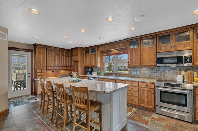 1201 Huntington Drive S, Sartell, MN 56377