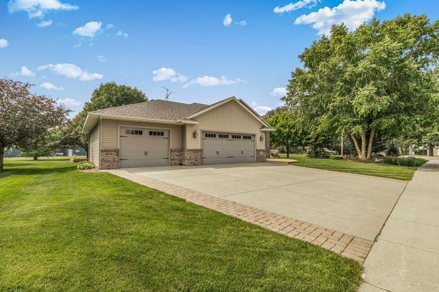 1201 Huntington Drive S, Sartell, MN 56377
