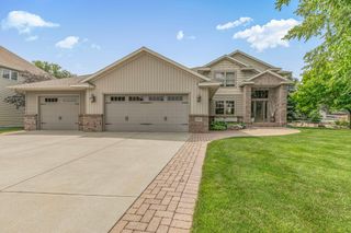 1201 Huntington Drive S, Sartell, MN 56377