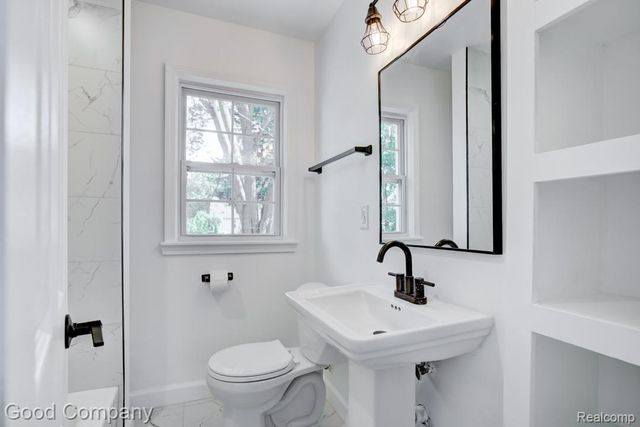 2716 Thomas Avenue, Berkley, MI 48072