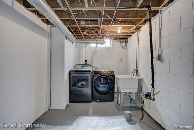 2716 Thomas Avenue, Berkley, MI 48072