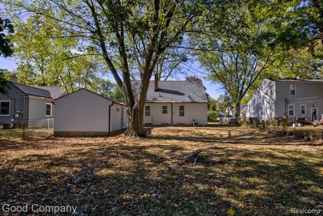 2716 Thomas Avenue, Berkley, MI 48072