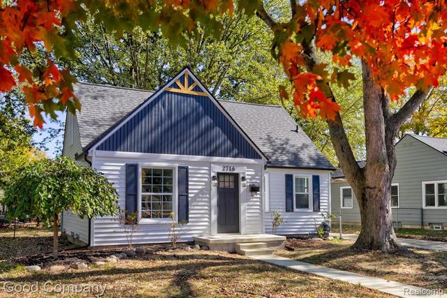 2716 Thomas Avenue, Berkley, MI 48072