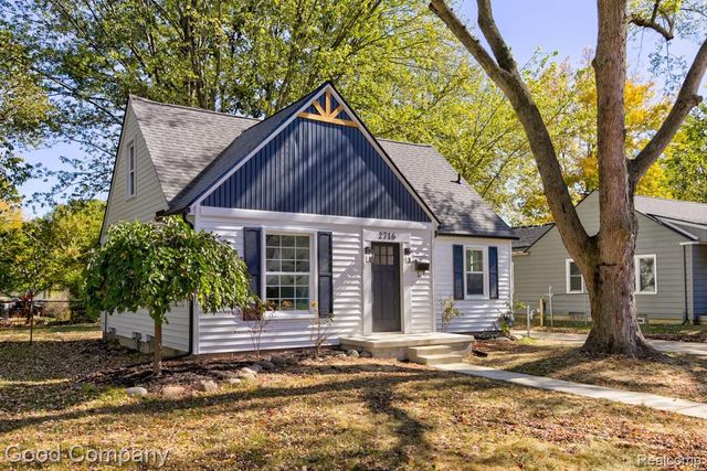 2716 Thomas Avenue, Berkley, MI 48072