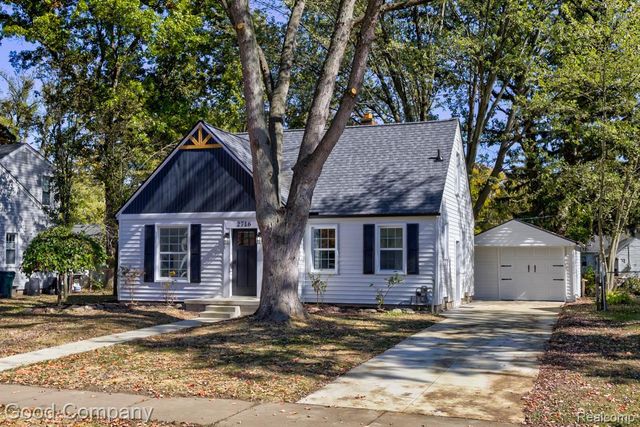 2716 Thomas Avenue, Berkley, MI 48072