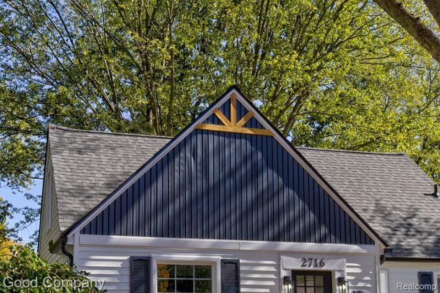 2716 Thomas Avenue, Berkley, MI 48072