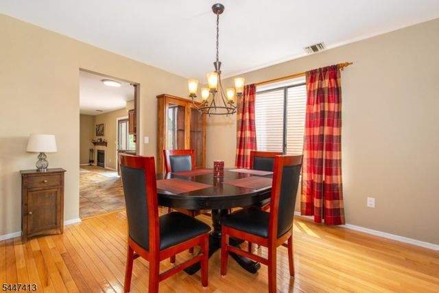 24 Faesch Ct, Rockaway Twp., NJ 07866